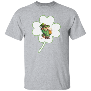 Leprechaun Gnome Drinking A Beer T-Shirt
